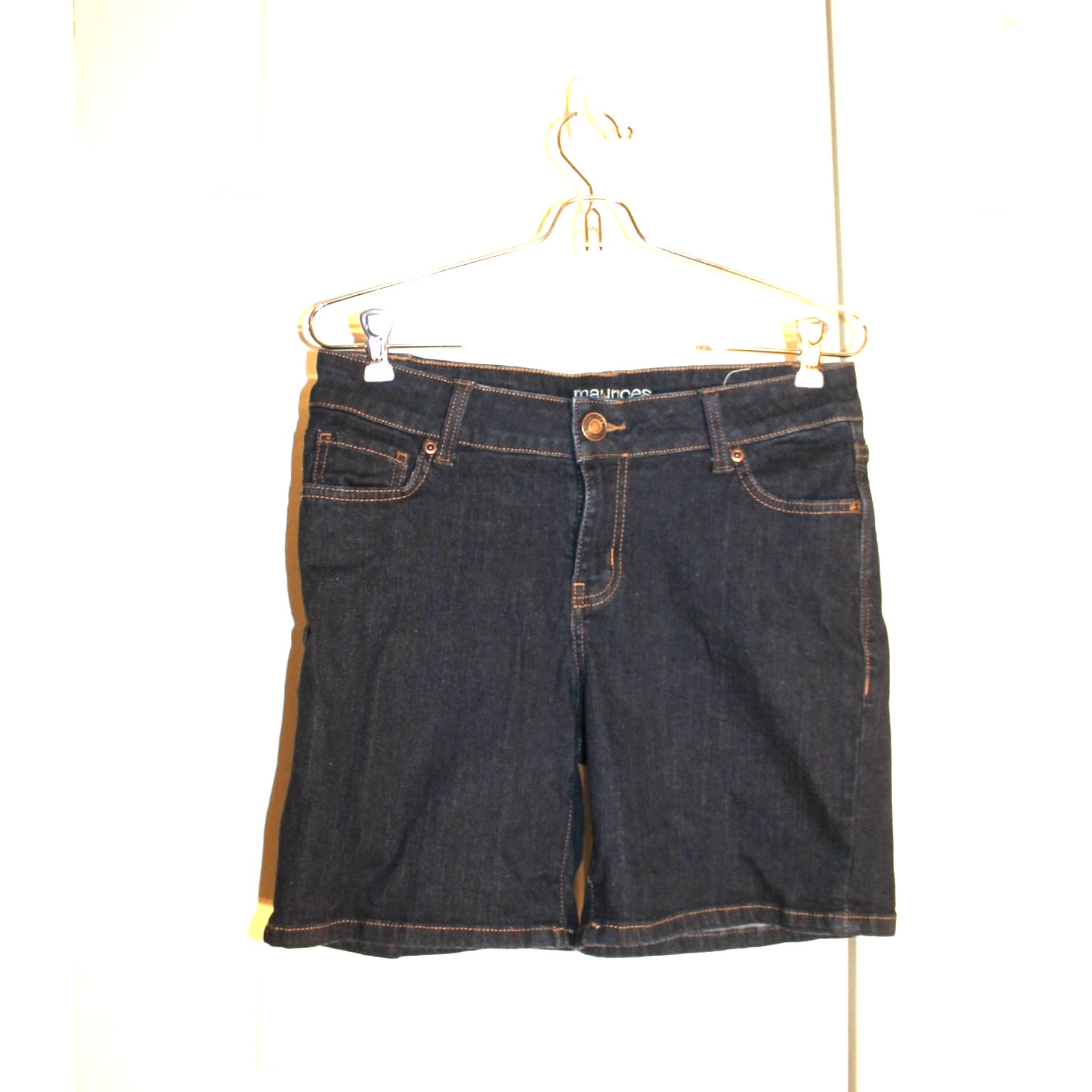 Maurices Dark Stretch Denim Jean Shorts Sz 6